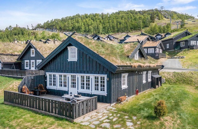 4 bedroom accommodation in Rauland