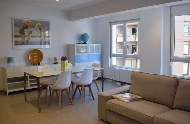 4 bedroom apartment newly renovated in downtown Santander