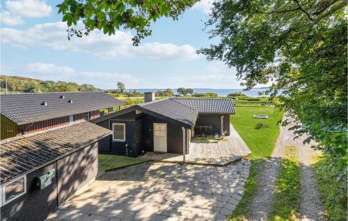 4 Bedroom Beautiful Home In Haarby