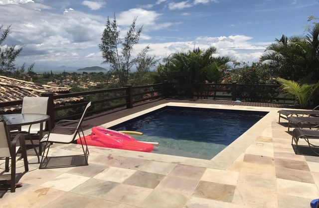 4-bedroom condominium house with pool in Geribá (right corner) sleeps 12 people