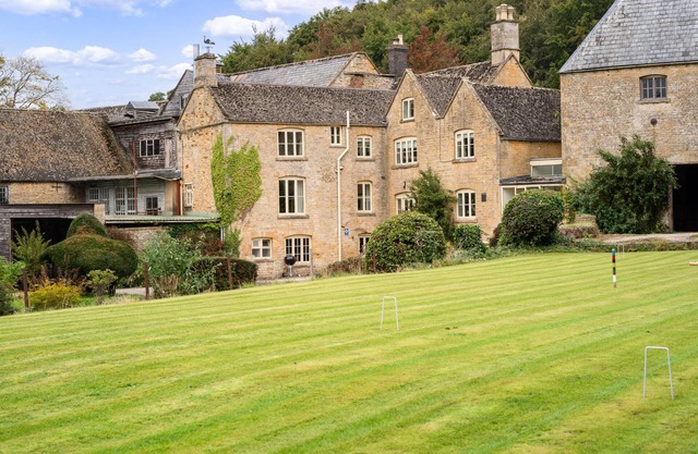 4 bedroom Cotswold cottage near Stow-on-the-Wold - Old Brewery House