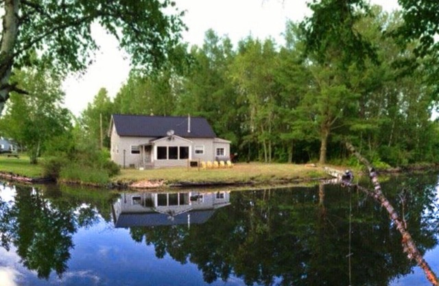 4 bedroom cottage, sleeps 14 ADVENTURE is worthwhile in itself!