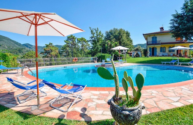 4 bedroom cozy home in Camaiore
