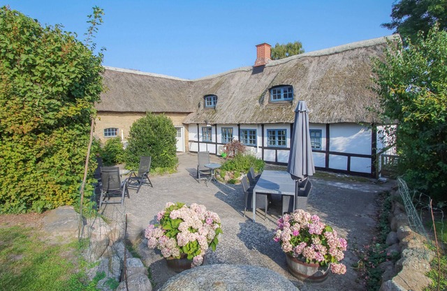 4 bedroom cozy home in Samsø