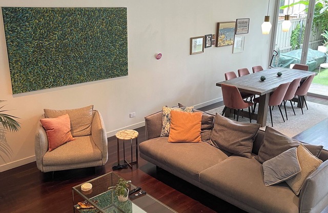 4 Bedroom Family Home in Paddo