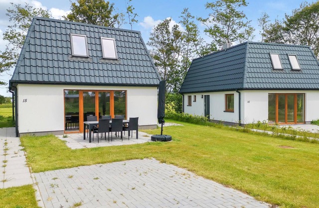 4 bedroom gorgeous home in Den Oever