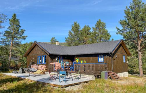 4 Bedroom Gorgeous Home In Bjorli