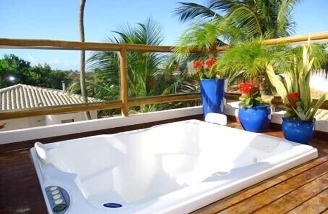 4 Bedroom House with Sea View