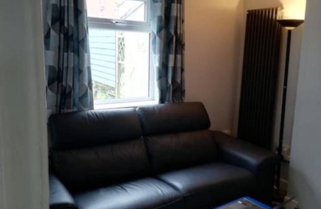 4 Bedroom House to Rent. Two Double Rooms and Two Single Rooms