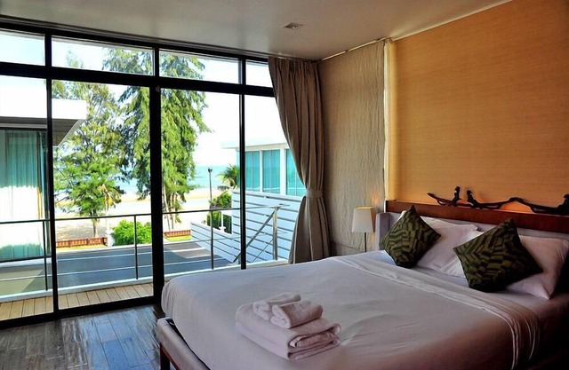 4 Bedroom Luxury Villa-Pacific Hideaway