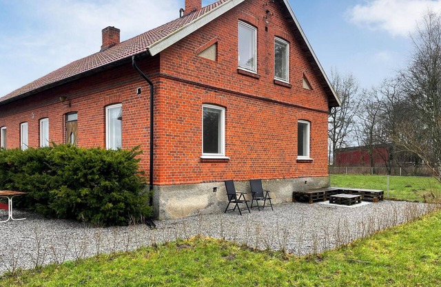 4 bedroom lovely home in Södra Sandby