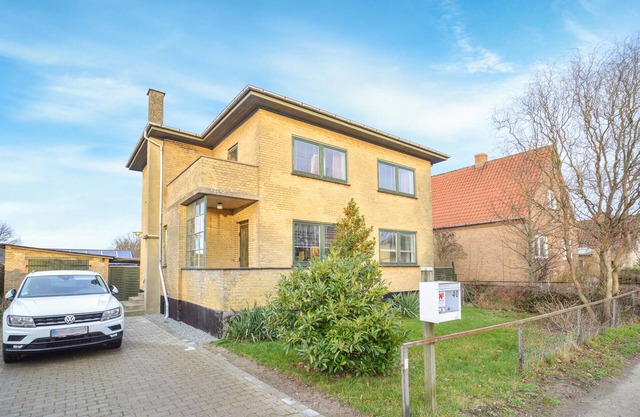 4 bedroom lovely home in Bandholm
