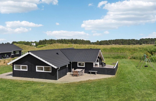 4 bedroom lovely home in Hirtshals