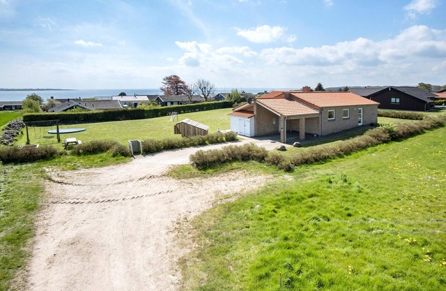 4 bedroom lovely home in Faaborg