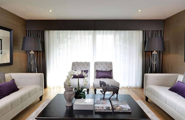 4 Bedroom Luxurious Townhouse In London