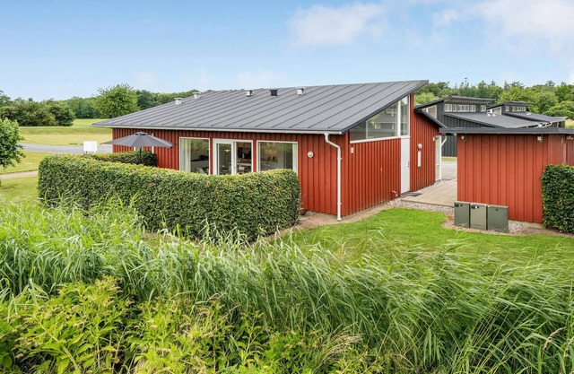 4 bedroom nice home in Bogense