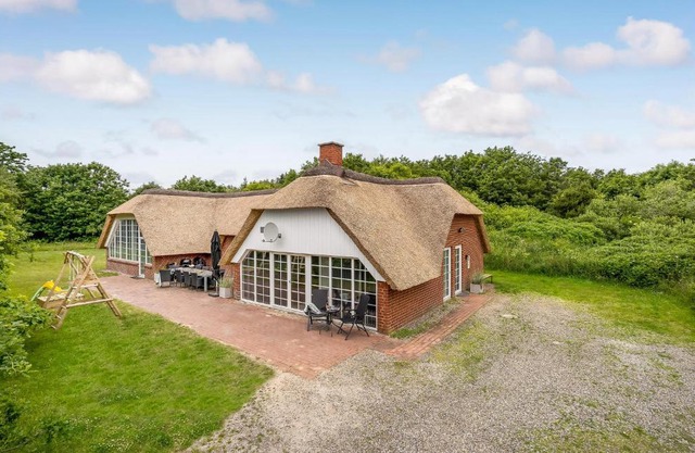 4 Bedroom Nice Home In Ulfborg