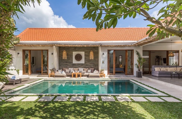 4 Bedroom private Pool