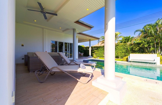 4 Bedroom Private Pool Villa (MR51)