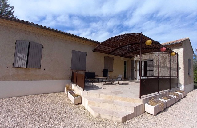 4 Bedroom Private vacation home in MalaucÃ¨ne