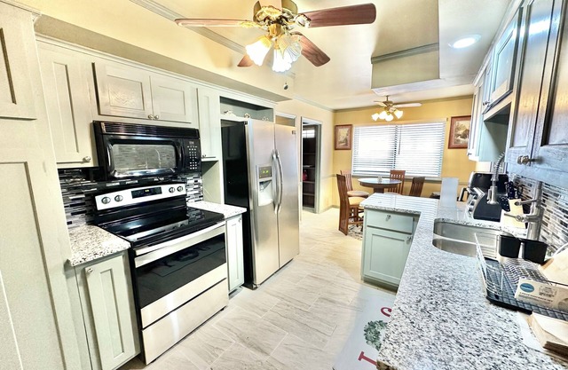 4 Bedroom spacious and peaceful house!