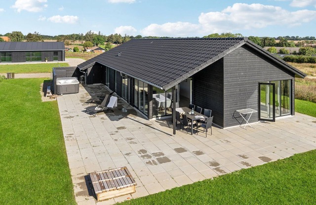 4 bedroom stunning home in Haderslev
