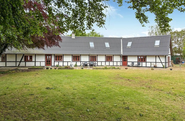 4 bedroom stunning home in Bandholm