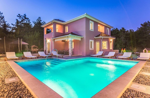 4 bedroom stunning home in Imotski
