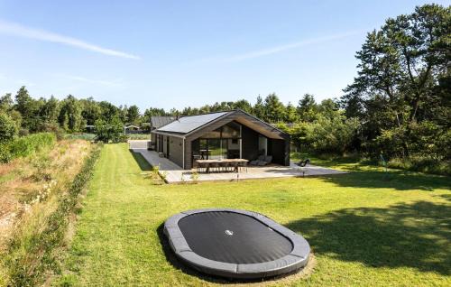 4 Bedroom Stunning Home In Sæby