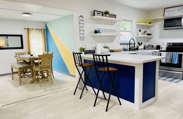 4-bedroom vacation home 10 minutes to Destin Beaches