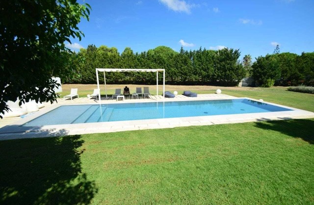 4 Bedroom Villa in Torre dell'Orso