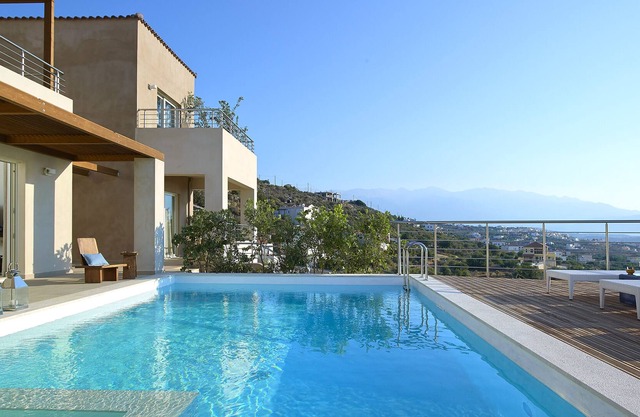 4-bedroom Villa with Panoramic Sea Views by Delfus