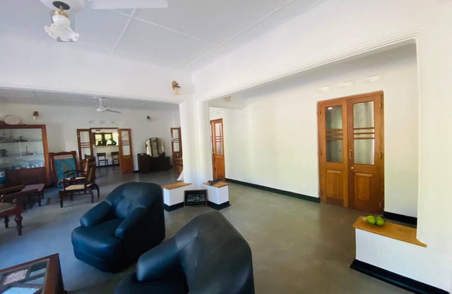 4-bedroom villa in Happy Valley Unawatuna with WiFi, AC, Hot Water
