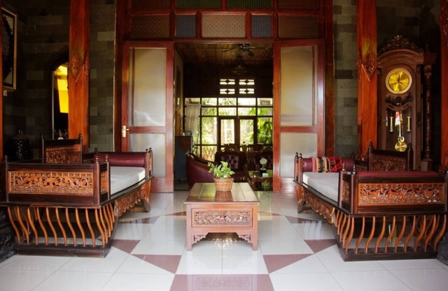 4-bedroom villa in terrific Jogja with AC