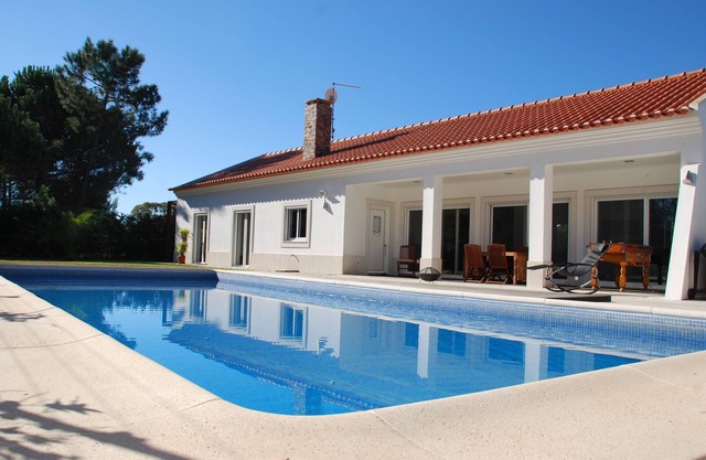 4 bedroom villa with garden and pool