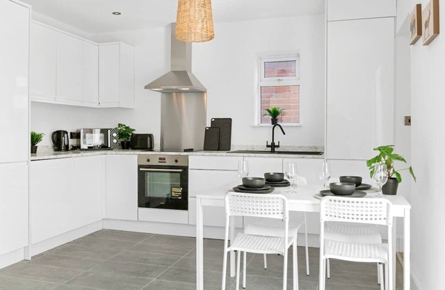 4 Bedrooms - 3 Bathrooms House