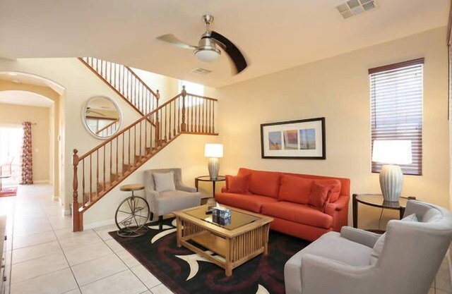 4 bedrooms 3 bathrooms. Easy access to stripe. Pet and family friendly.