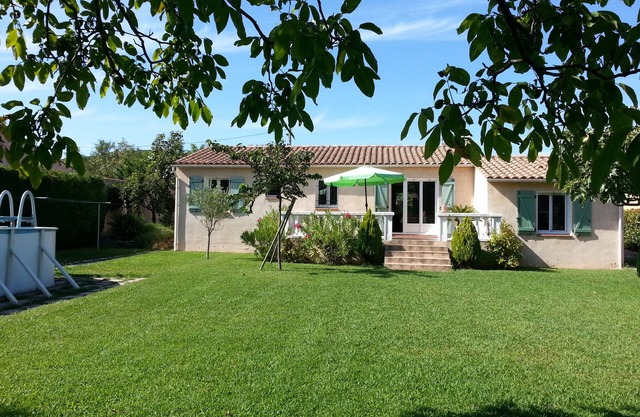 4 bedrooms in Home and Studio