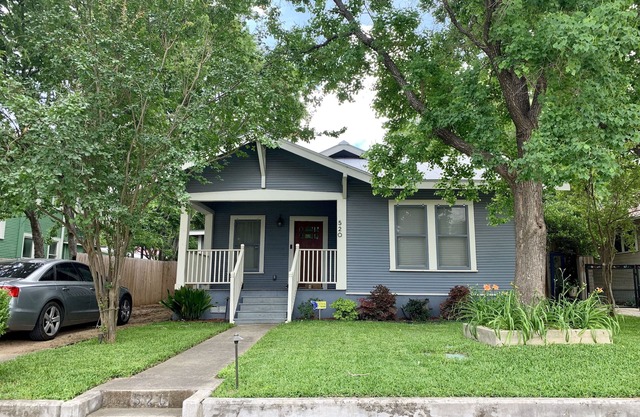 4 BR Cottage+ Bonus 1BR Casita+ Putting Green in heart of SA, near attractions!