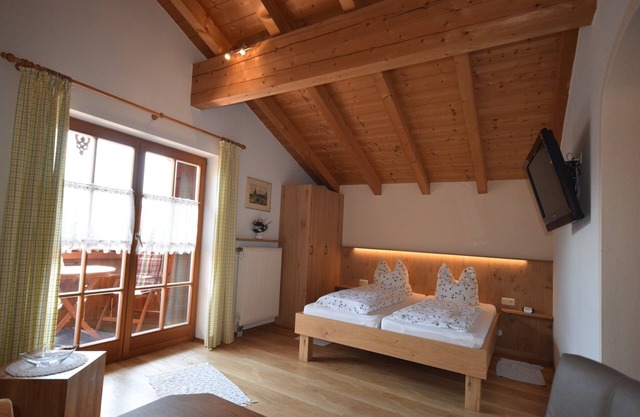 4. Fewo Fellhorn, 32 qm,1-2 Pers., 1 Wohn-Schlafraum mit Kochnische, Süd-Balkon