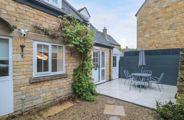 4 Noel Court