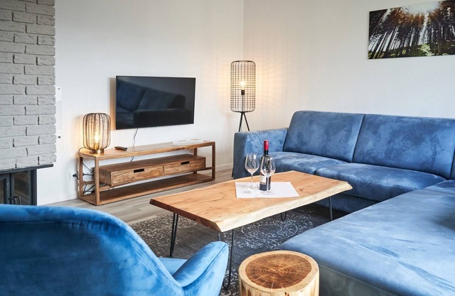 4-person bungalow comfort with 2 bedrooms.