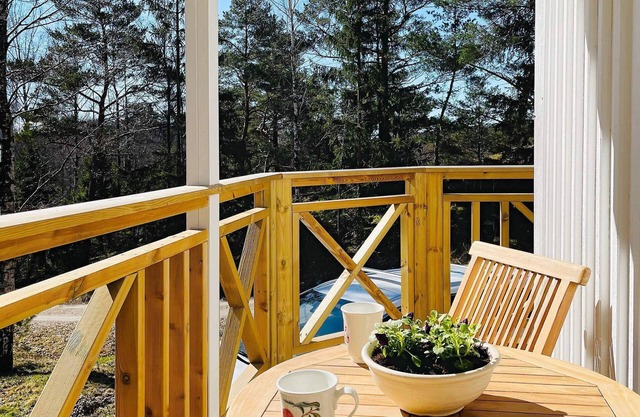 4 person holiday home in UDDEVALLA
