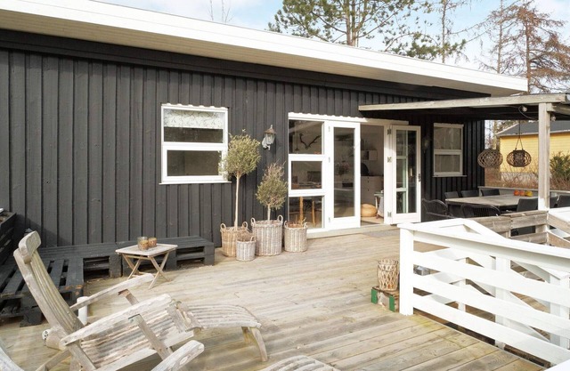4 person holiday home in Holbæk