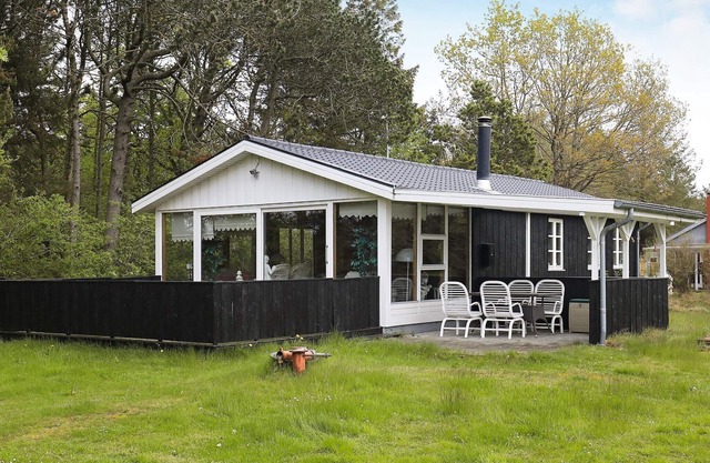 4 person holiday home in Hals-By Traum