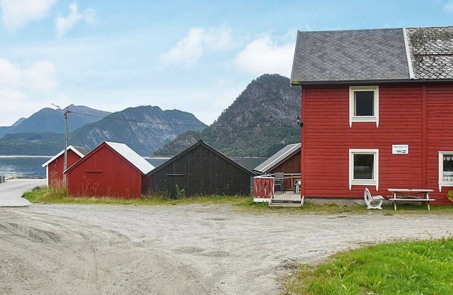 4 person holiday home in Måndalen