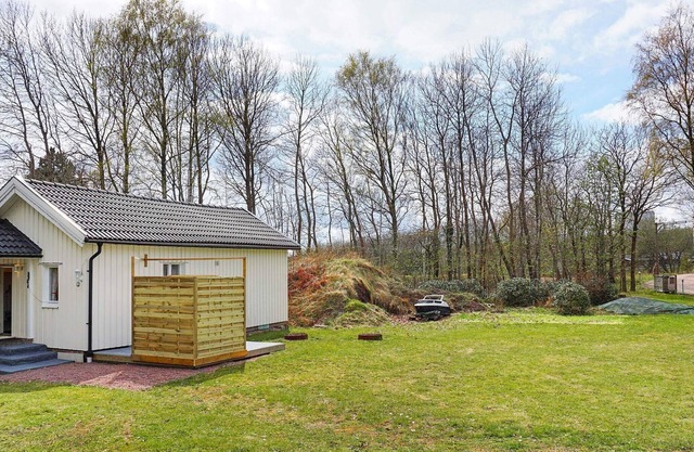 4 person holiday home in LYSEKIL-By Traum