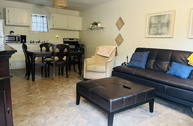 #4 Quiet, peaceful, place to stay w/recreation center access!