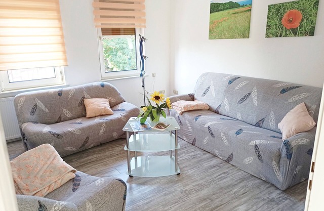 4 room apartement, 2 bedrooms, air conditioning, also suitable for fitters