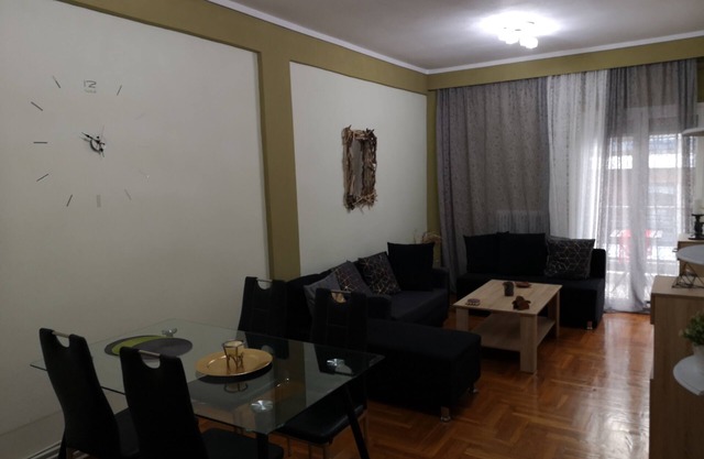 4 Season Apartment 2